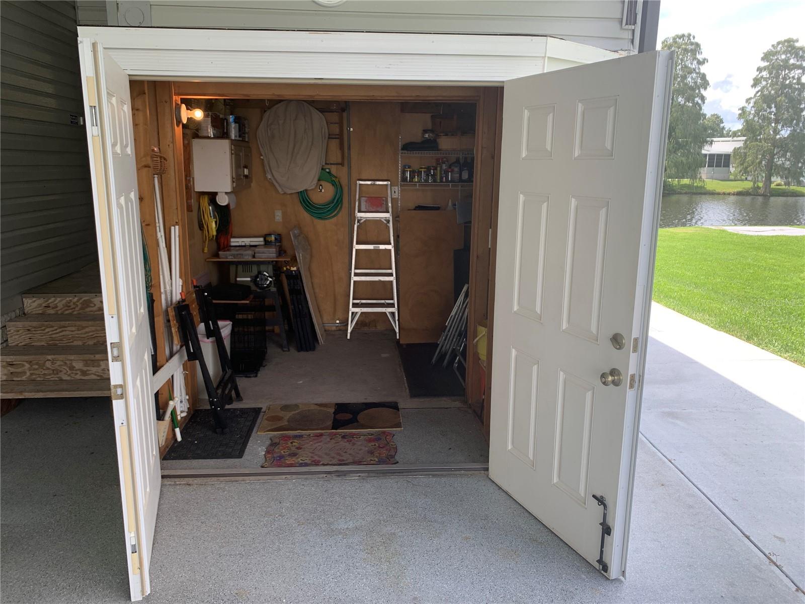 4995 MOUNT OLIVE SHORES DR