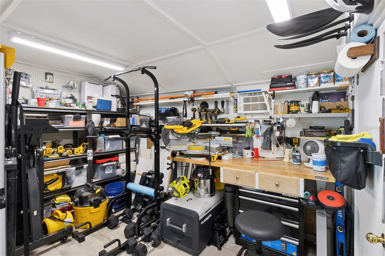 5185 ISLAND VIEW CIR N