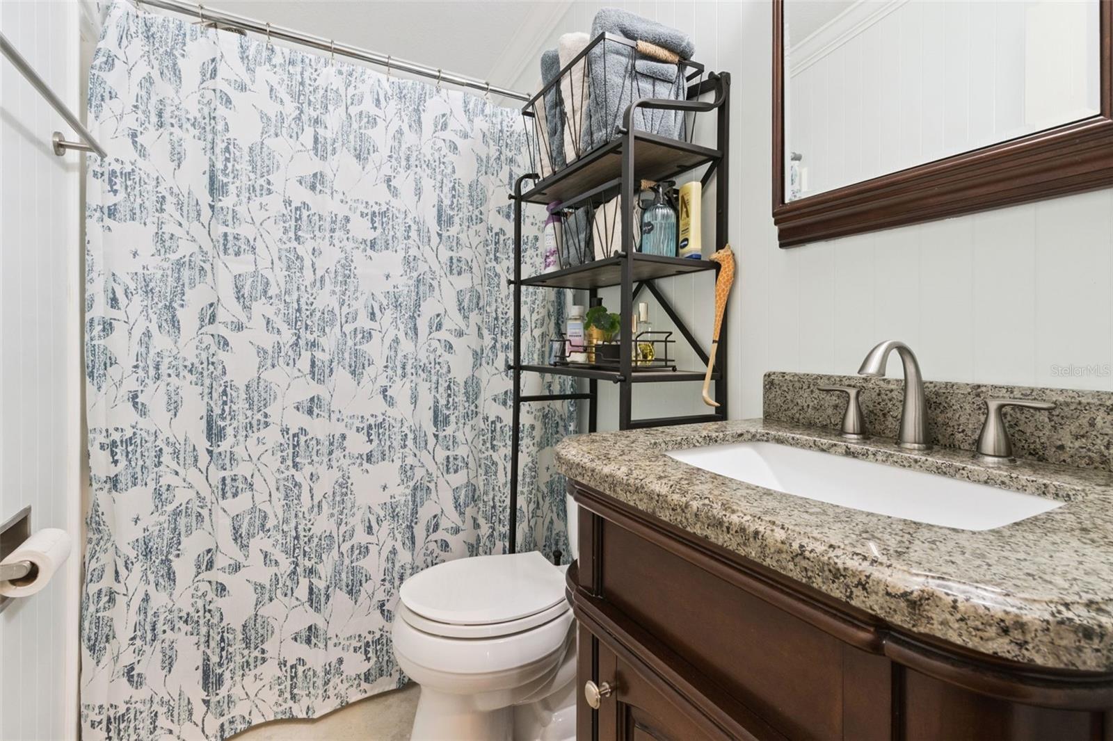 5185 ISLAND VIEW CIR N