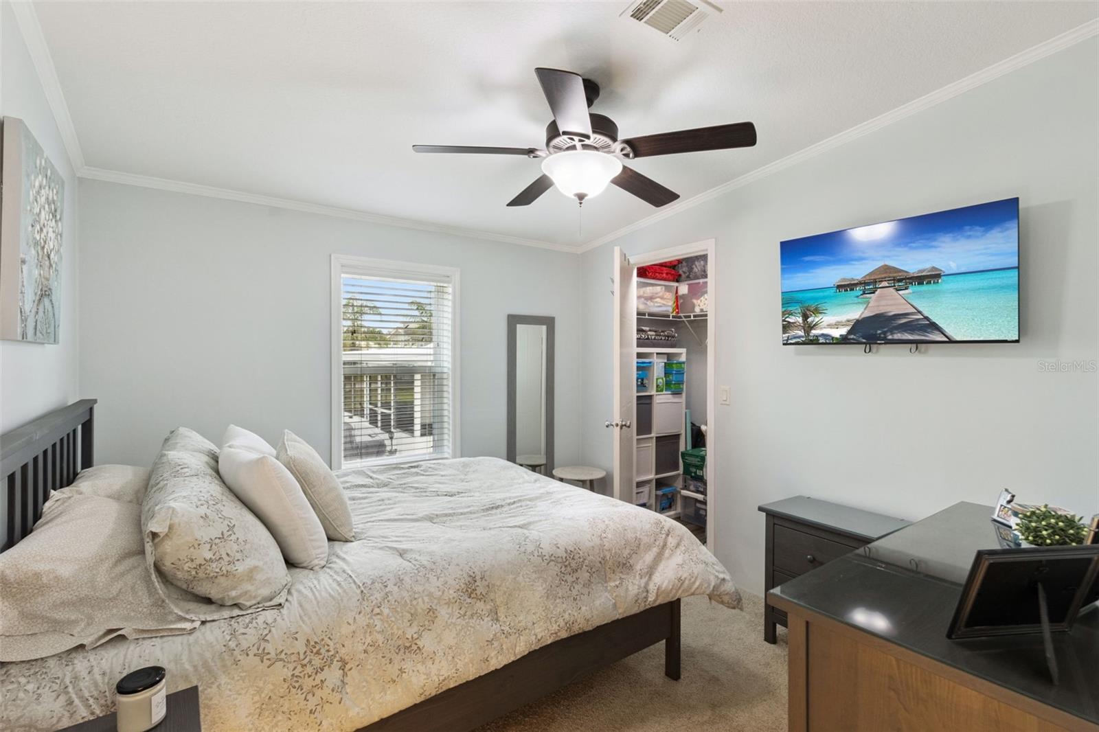 5185 ISLAND VIEW CIR N