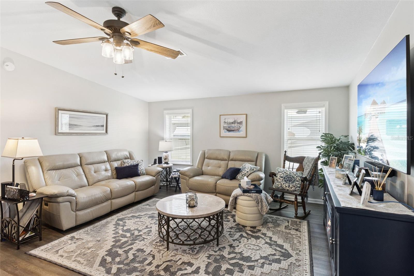 5185 ISLAND VIEW CIR N