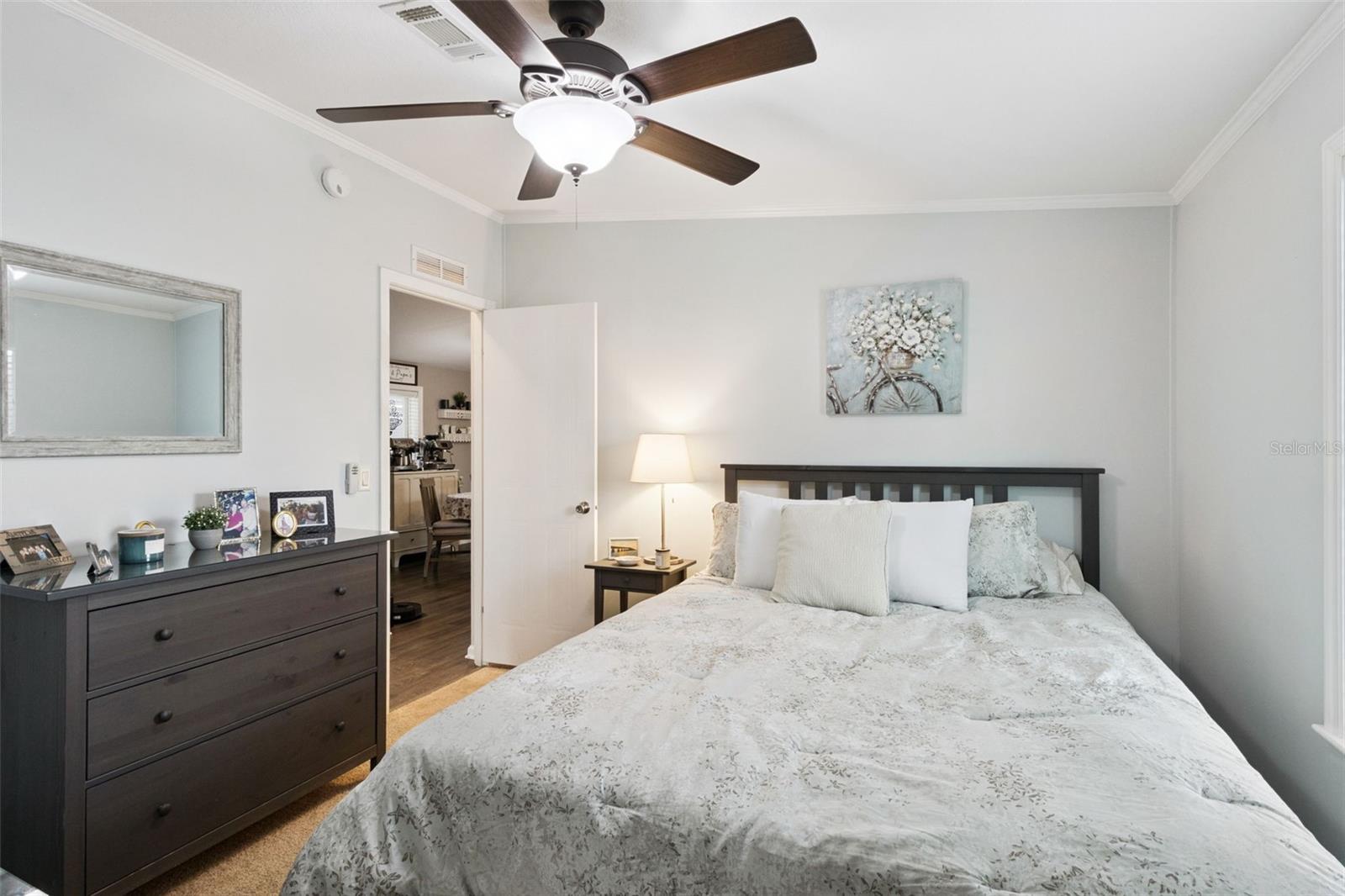 5185 ISLAND VIEW CIR N