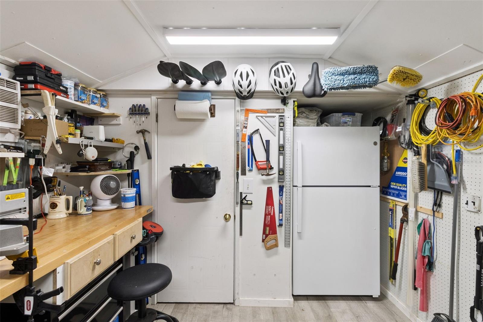 5185 ISLAND VIEW CIR N