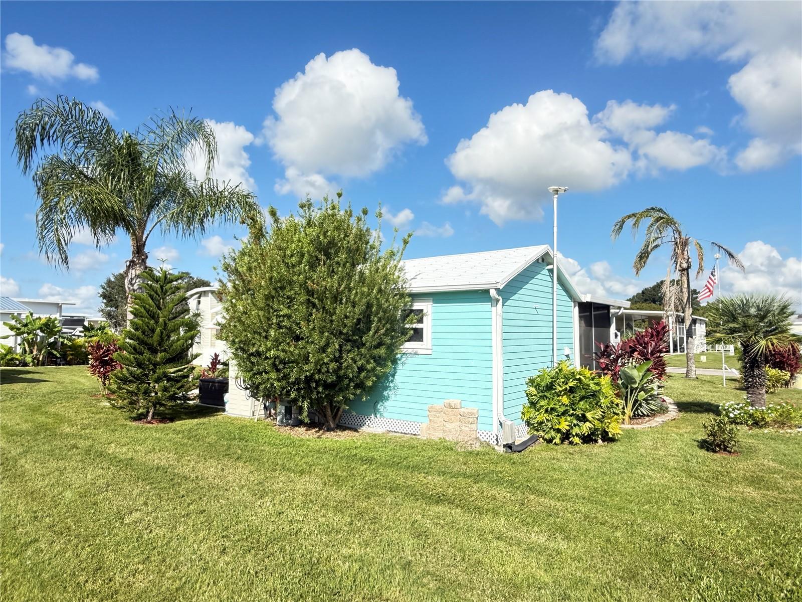 5245 ISLAND VIEW CIR N