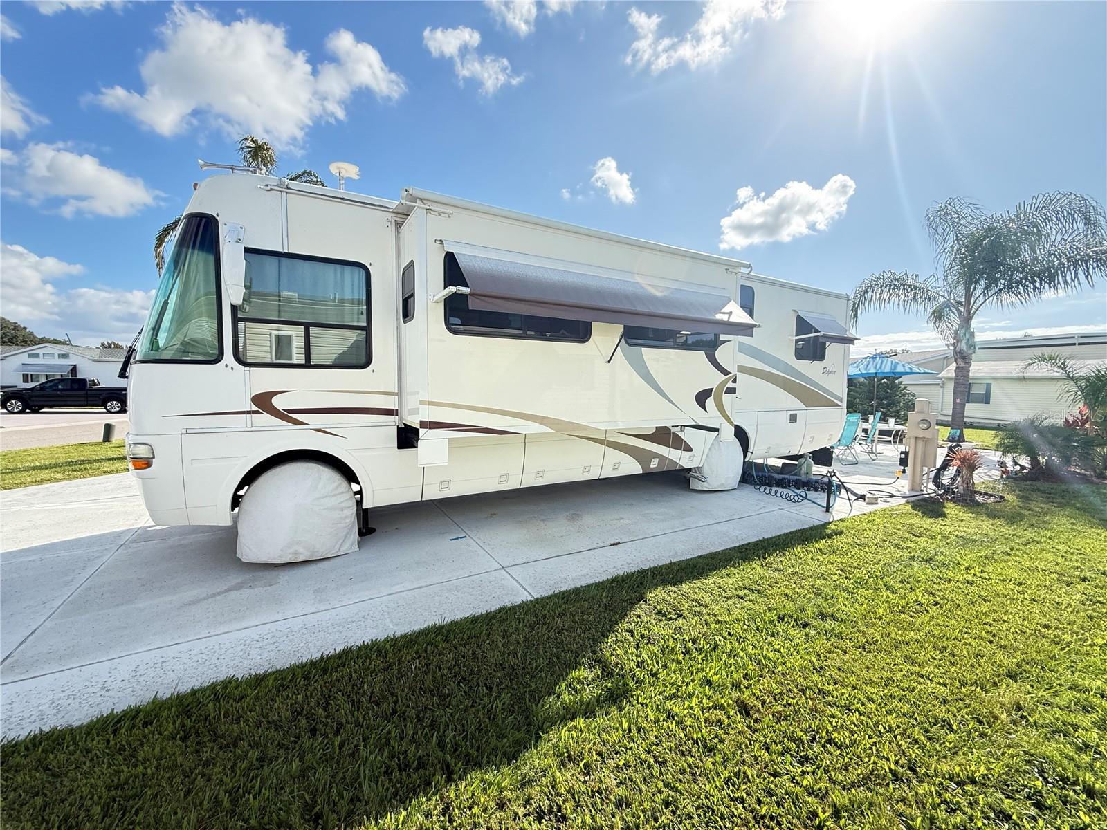 5245 ISLAND VIEW CIR N