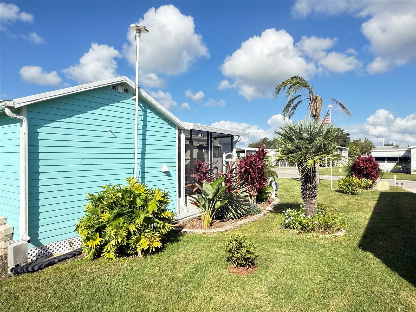 5245 ISLAND VIEW CIR N