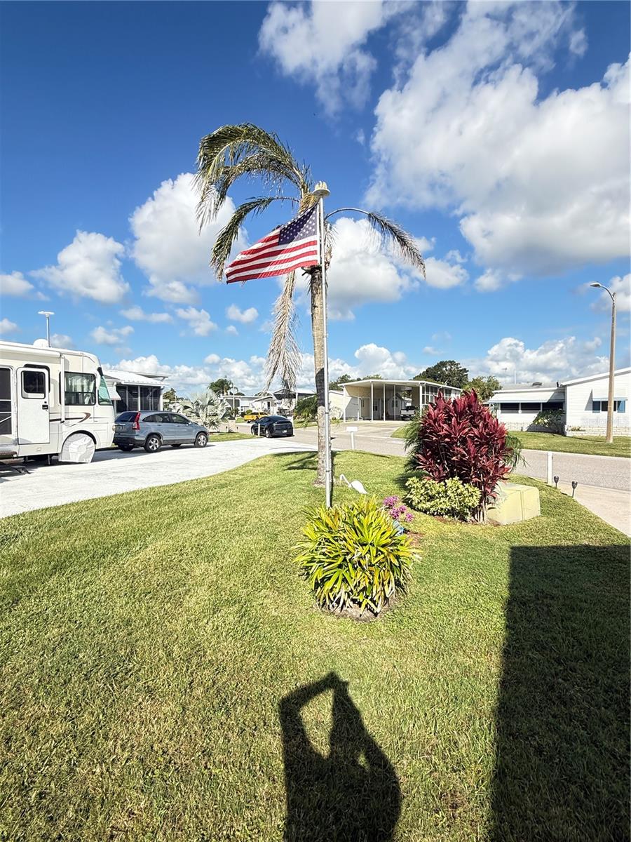 5245 ISLAND VIEW CIR N