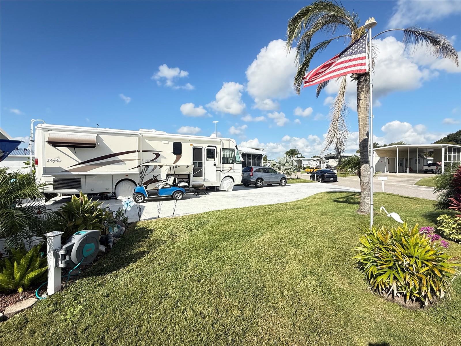 5245 ISLAND VIEW CIR N