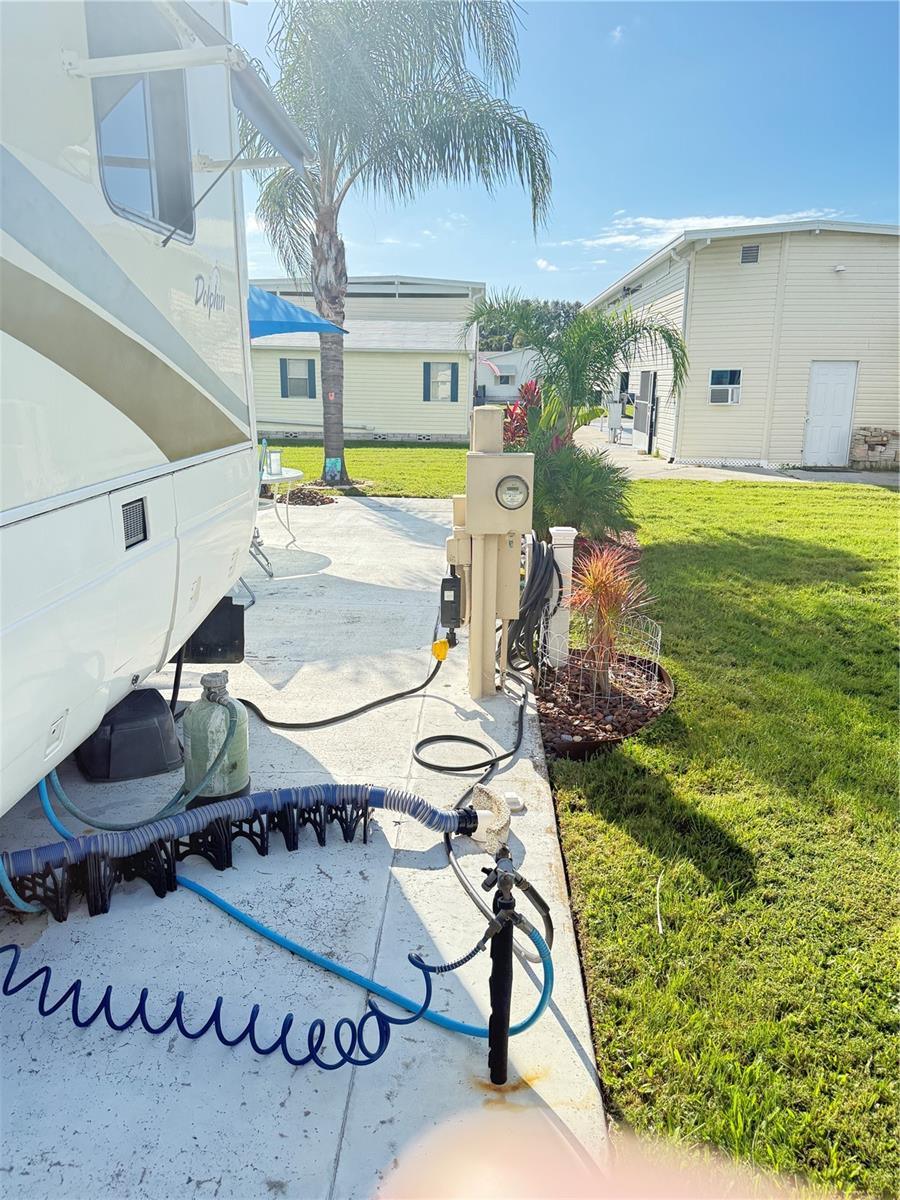 5245 ISLAND VIEW CIR N