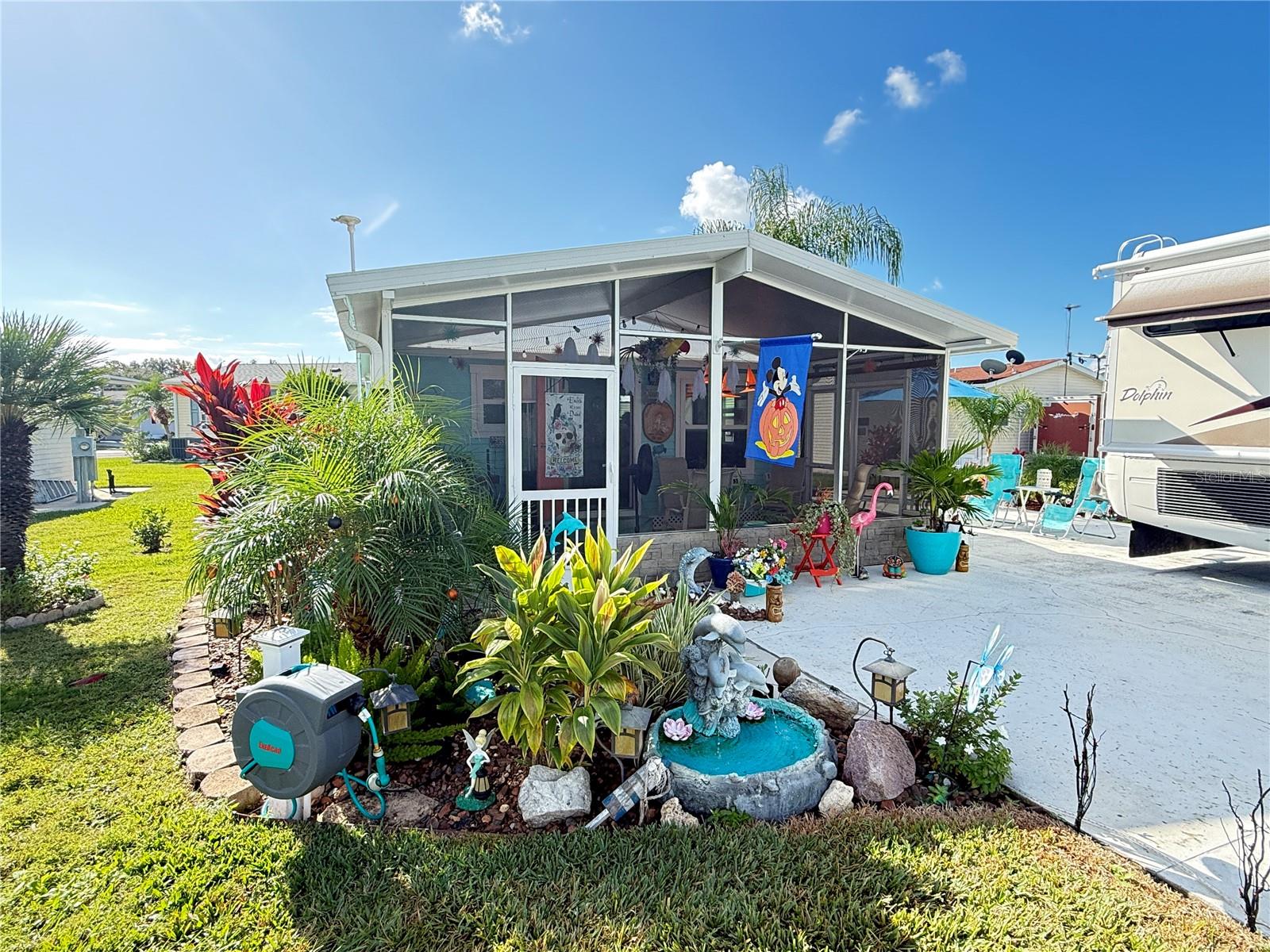 5245 ISLAND VIEW CIR N