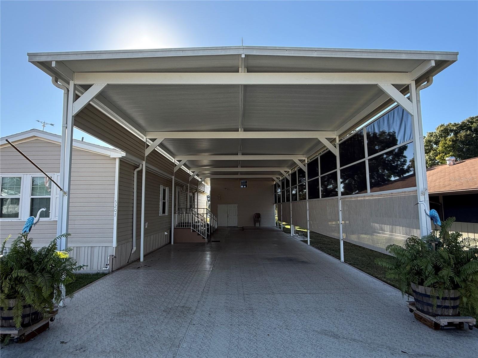 5207 ISLAND VIEW CIR S