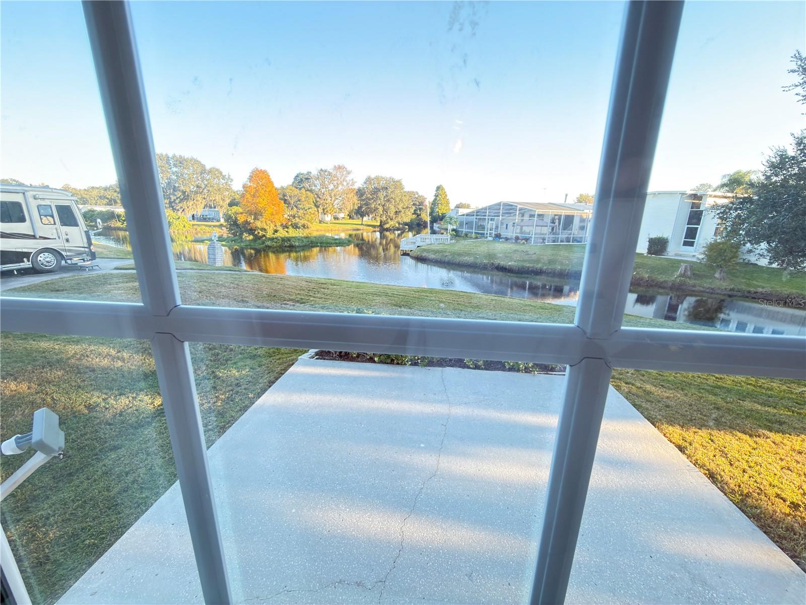 5207 ISLAND VIEW CIR S