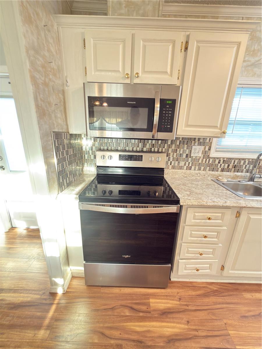 5207 ISLAND VIEW CIR S