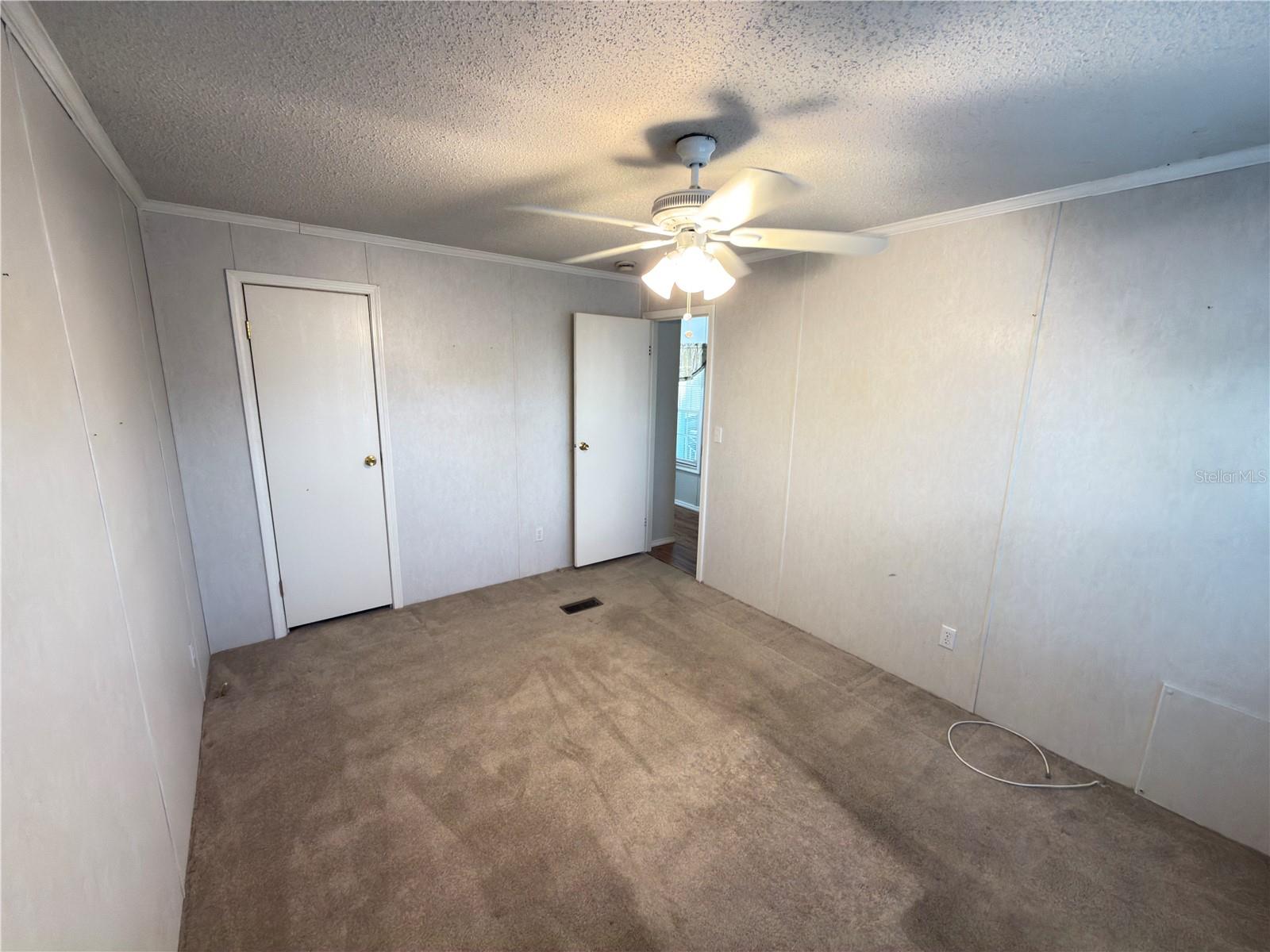 5207 ISLAND VIEW CIR S