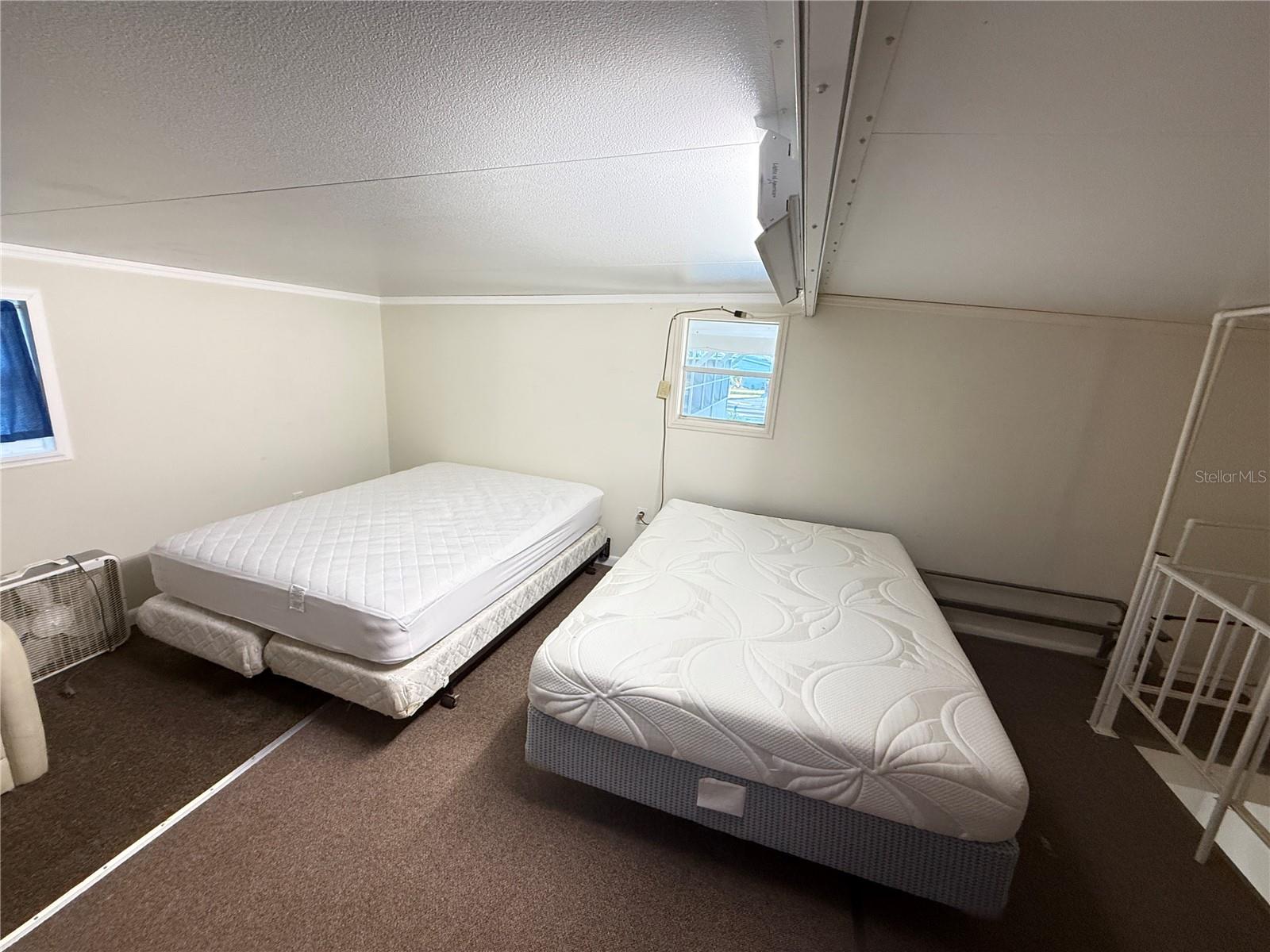 5207 ISLAND VIEW CIR S