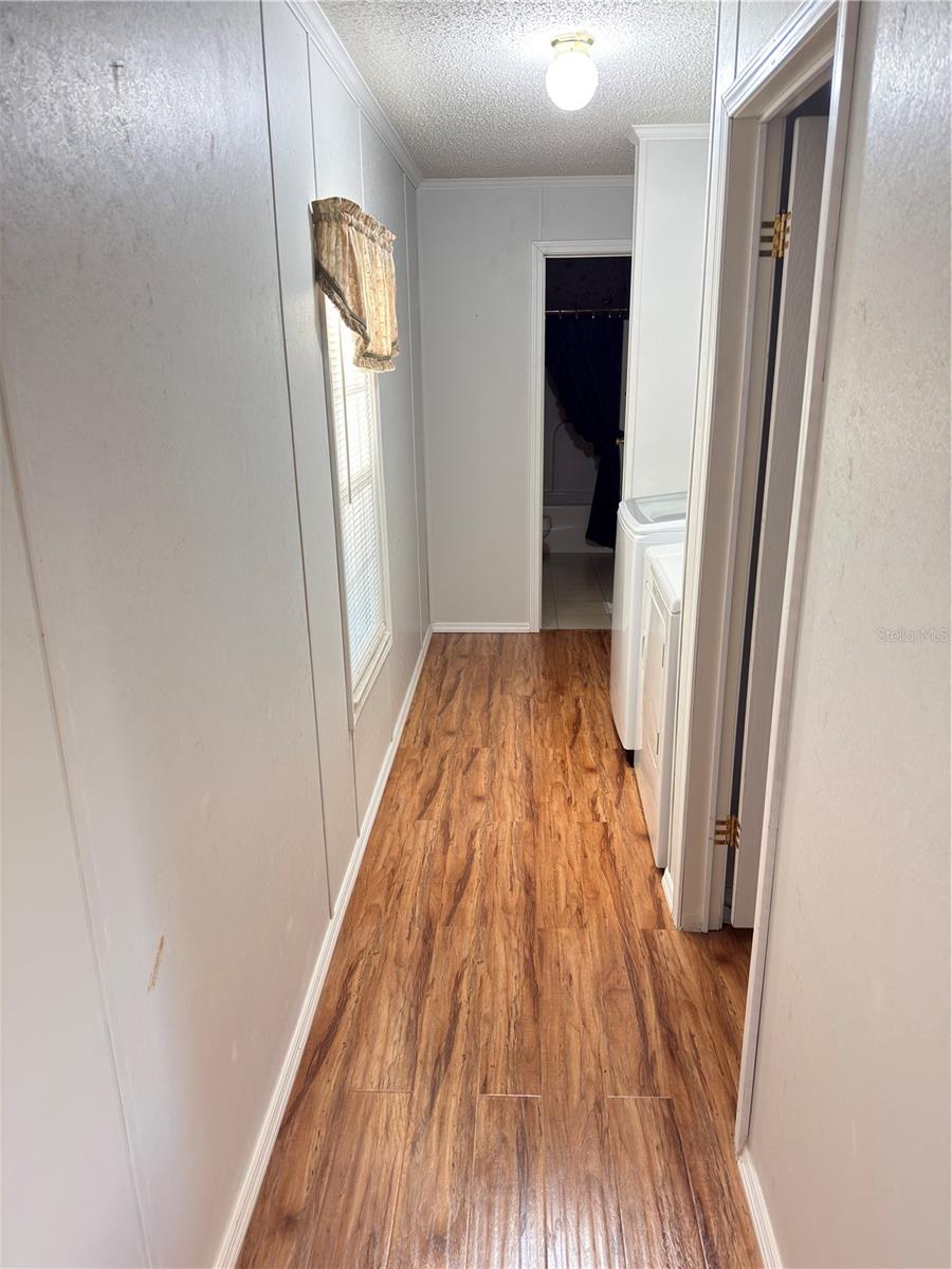 5207 ISLAND VIEW CIR S