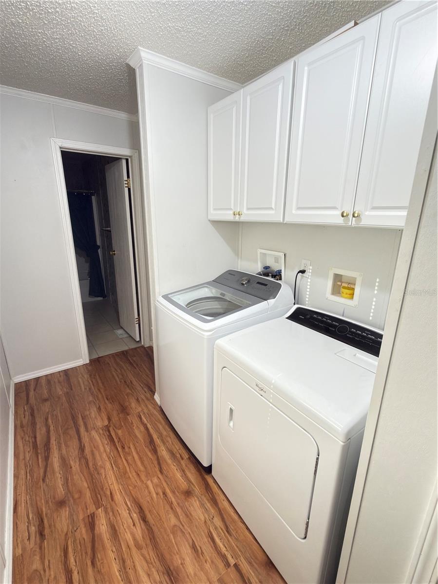 5207 ISLAND VIEW CIR S