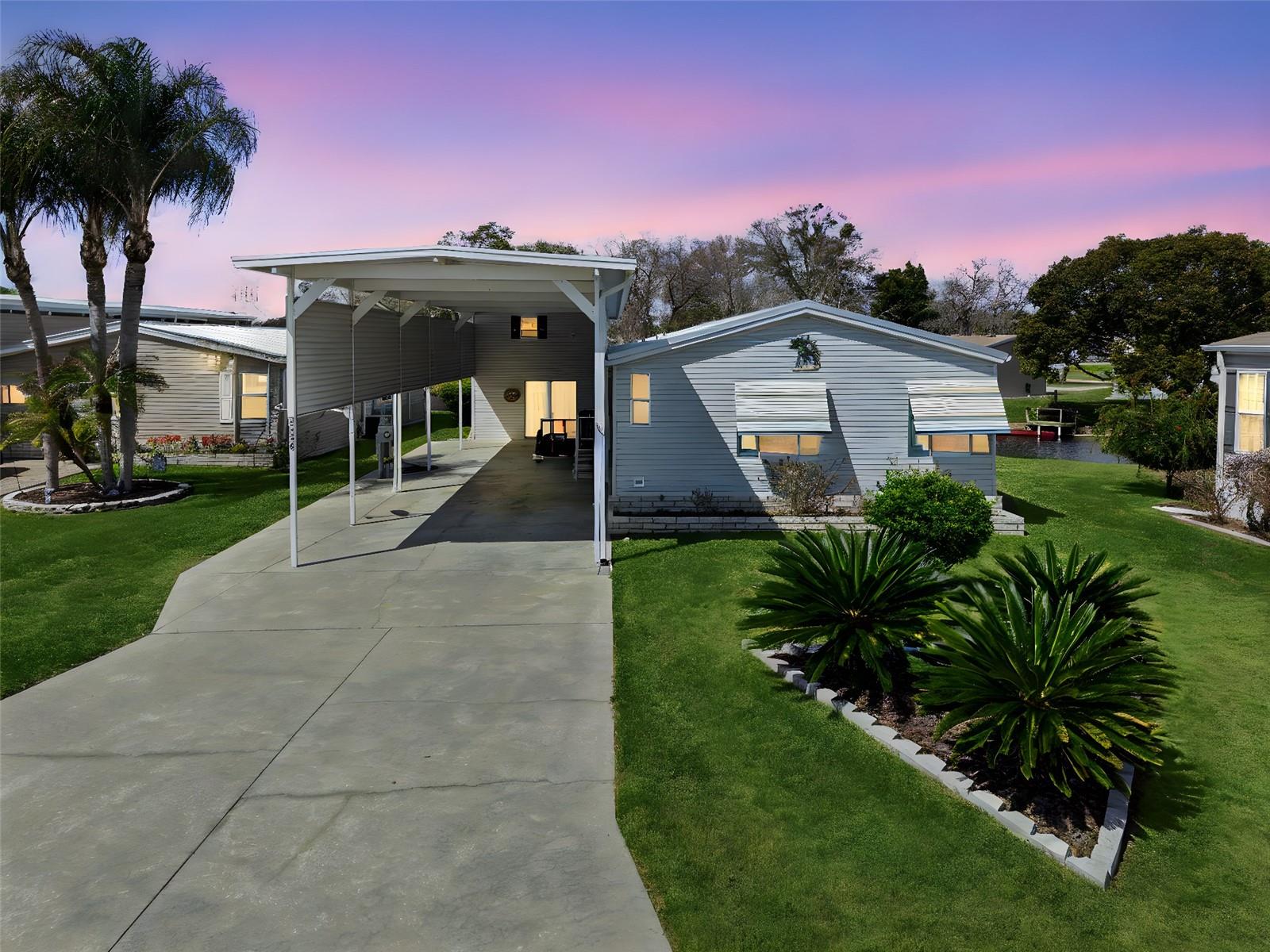 5226 ISLAND VIEW CIR N