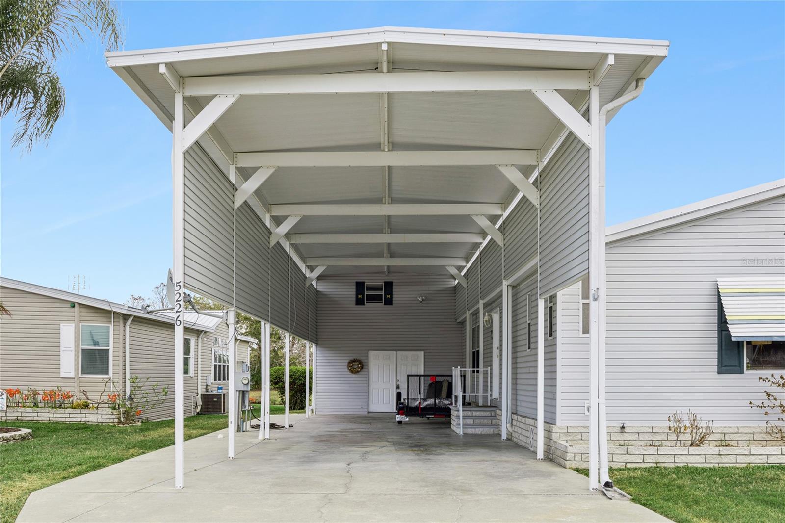 5226 ISLAND VIEW CIR N