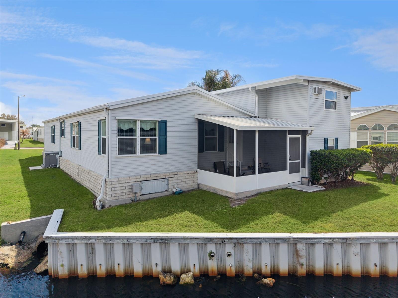 5226 ISLAND VIEW CIR N