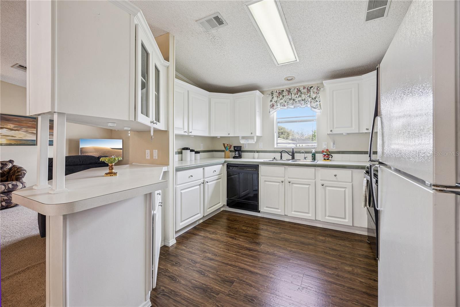 5226 ISLAND VIEW CIR N