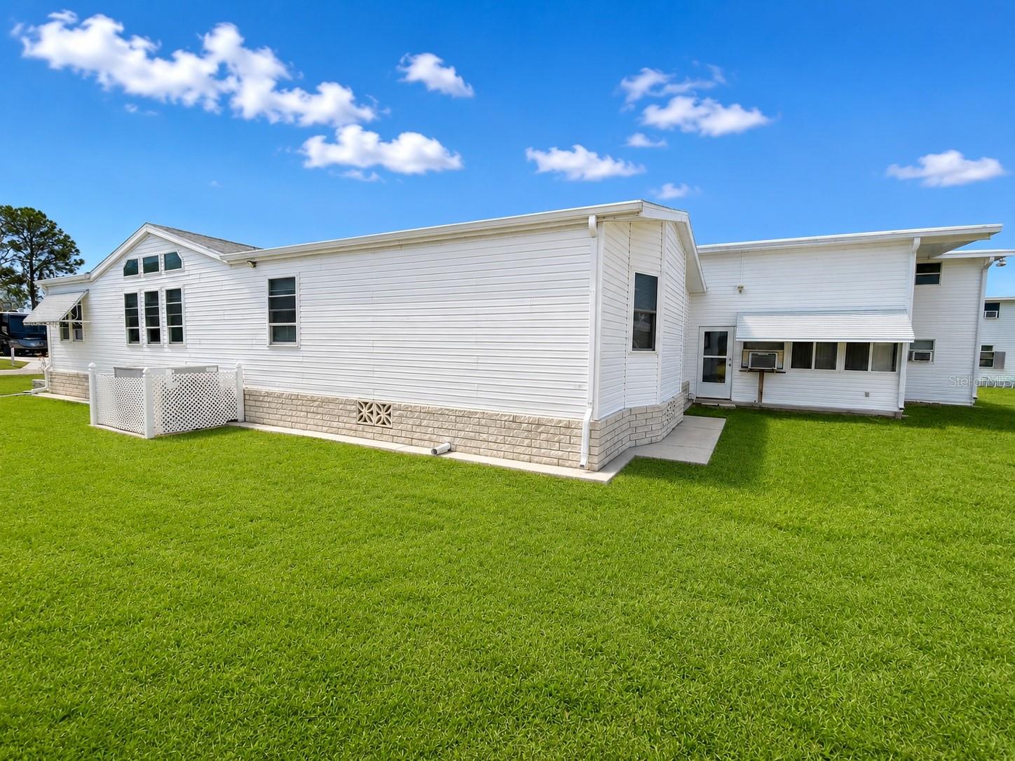 5122 SOUTHSHORE DR