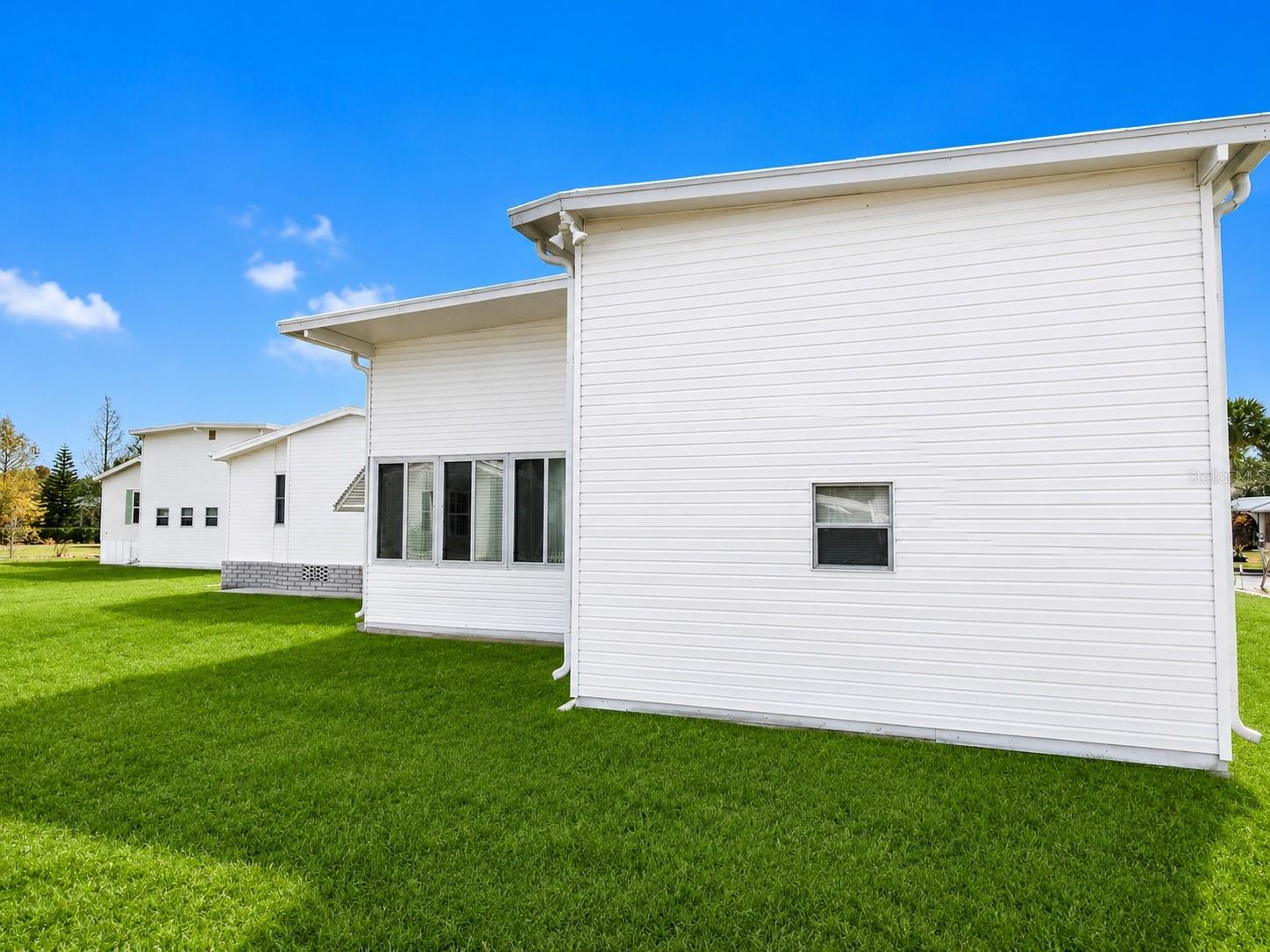 5122 SOUTHSHORE DR