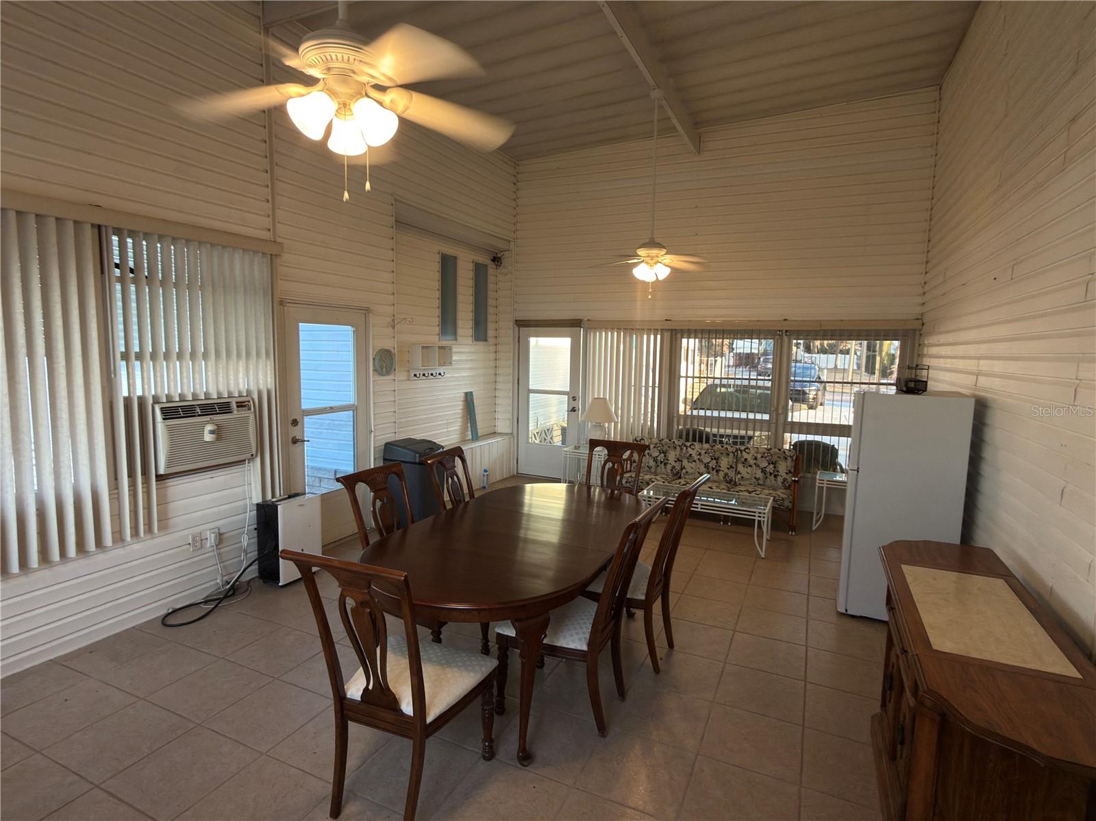 5122 SOUTHSHORE DR