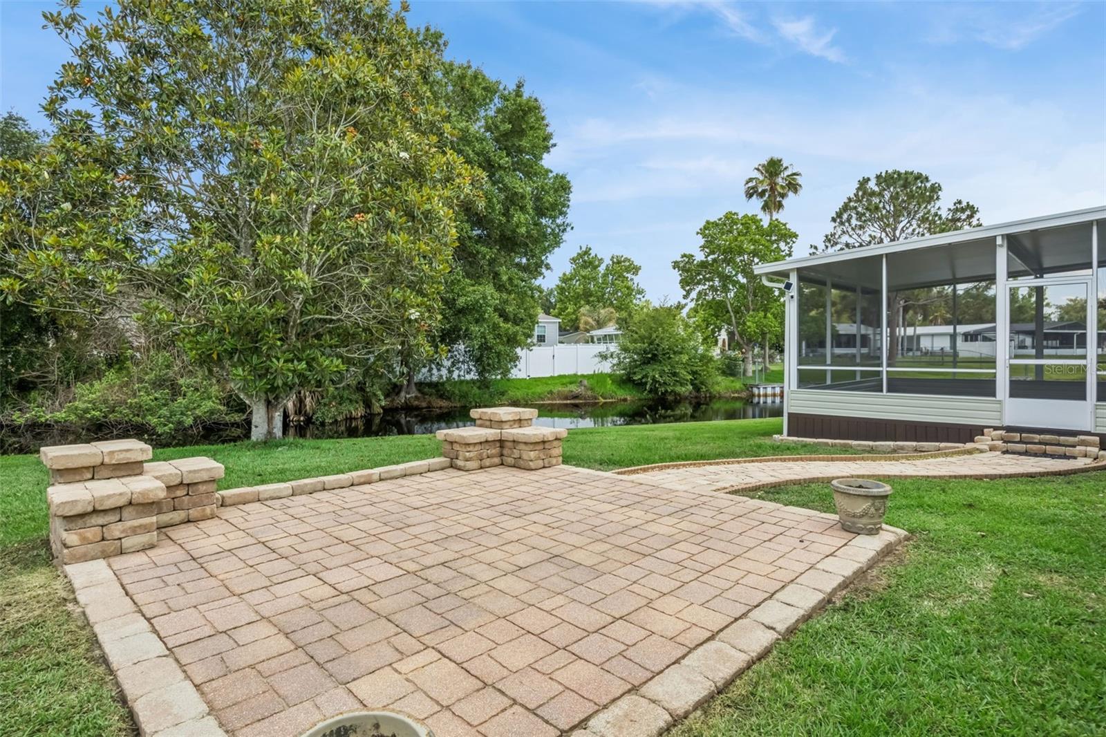 5274 ISLAND VIEW CIR N