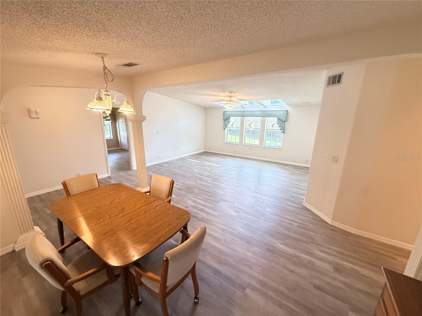 5274 ISLAND VIEW CIR N