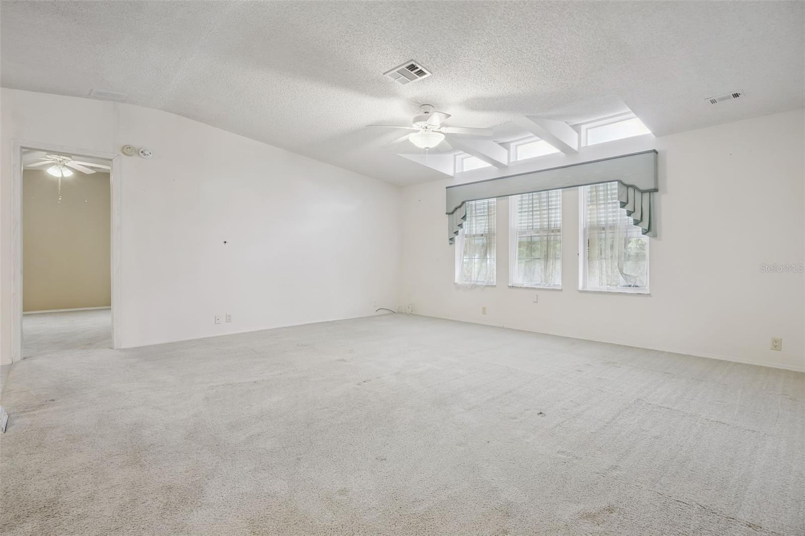 5274 ISLAND VIEW CIR N