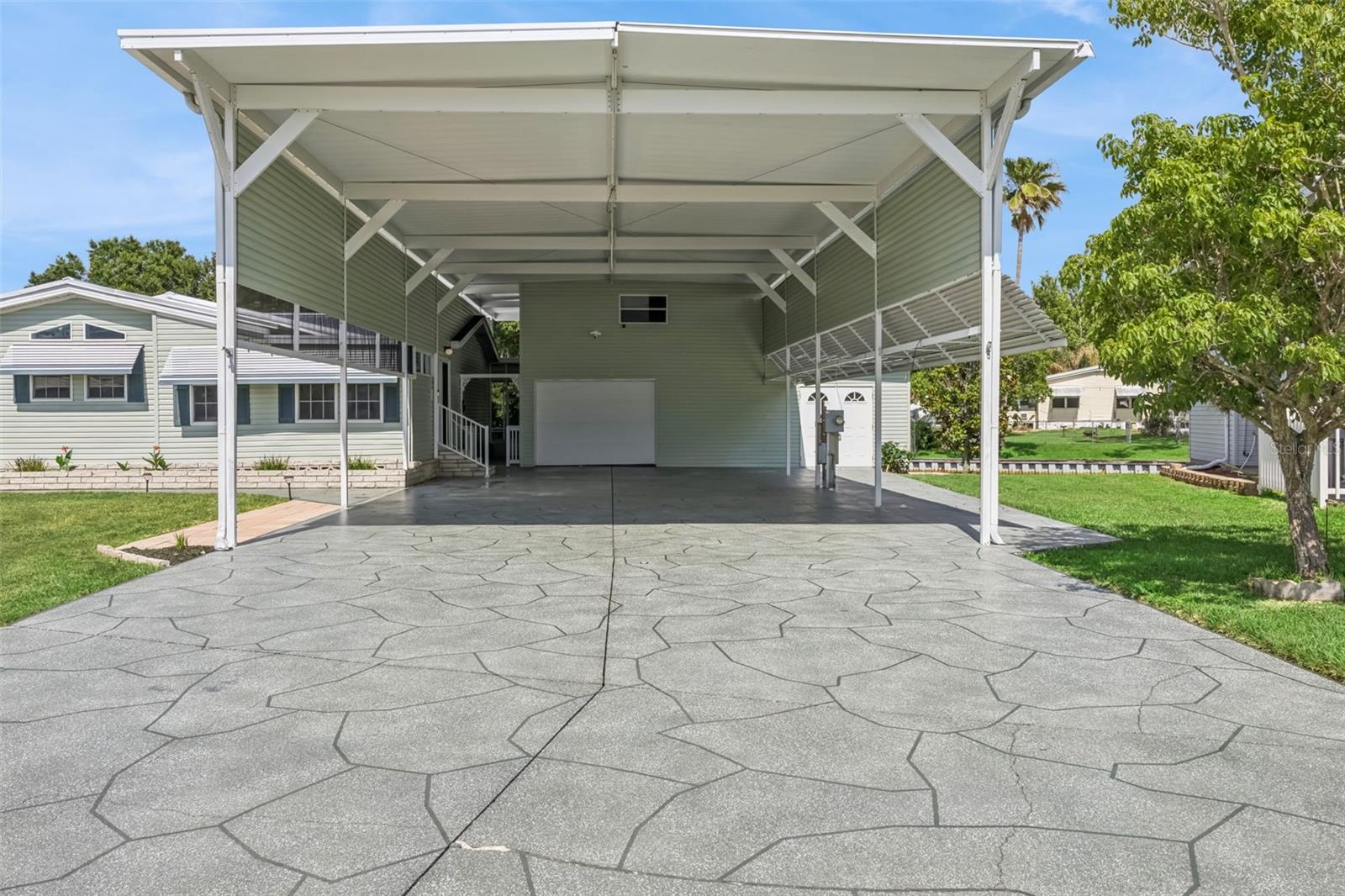 5274 ISLAND VIEW CIR N