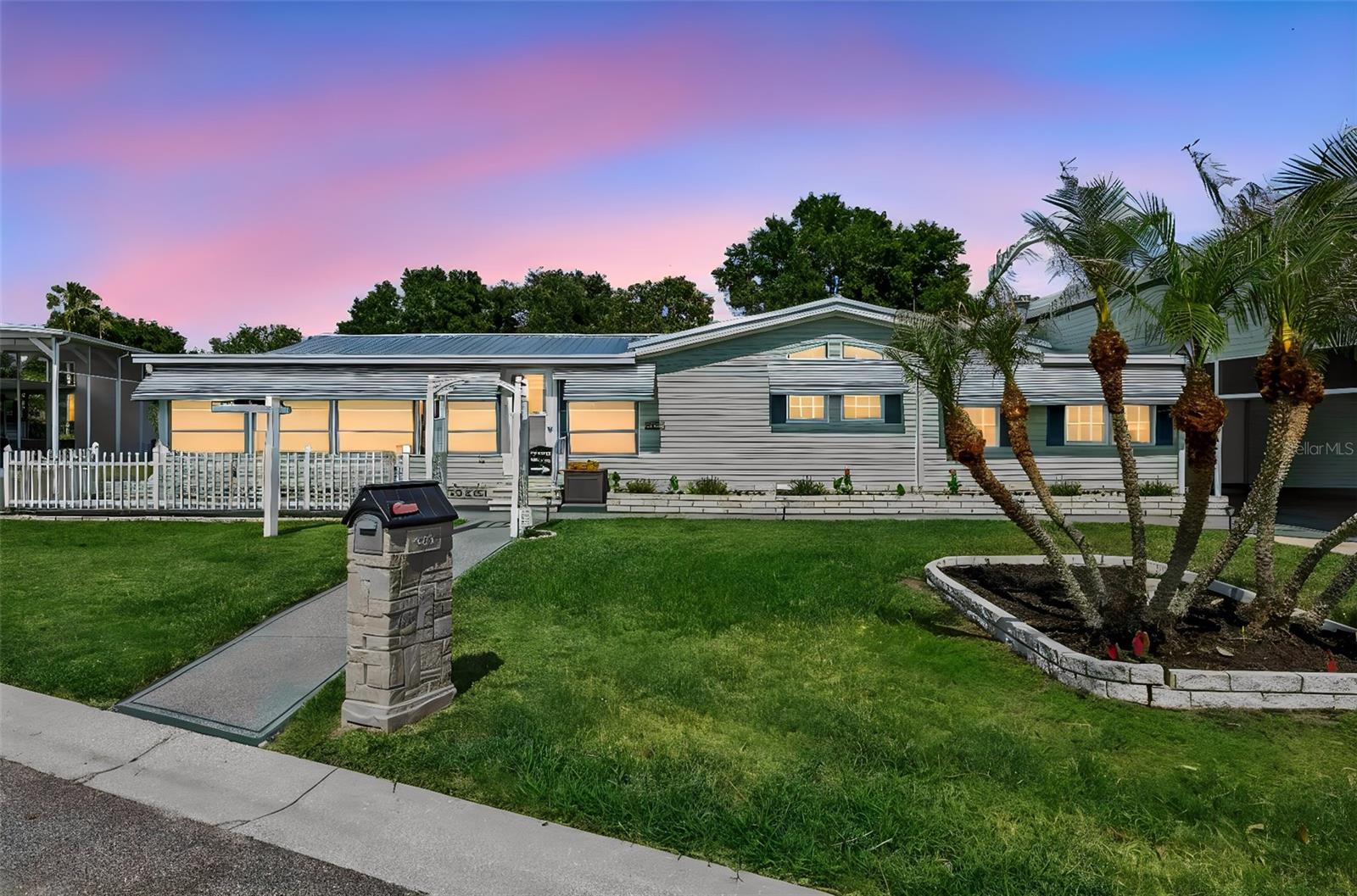 5274 ISLAND VIEW CIR N