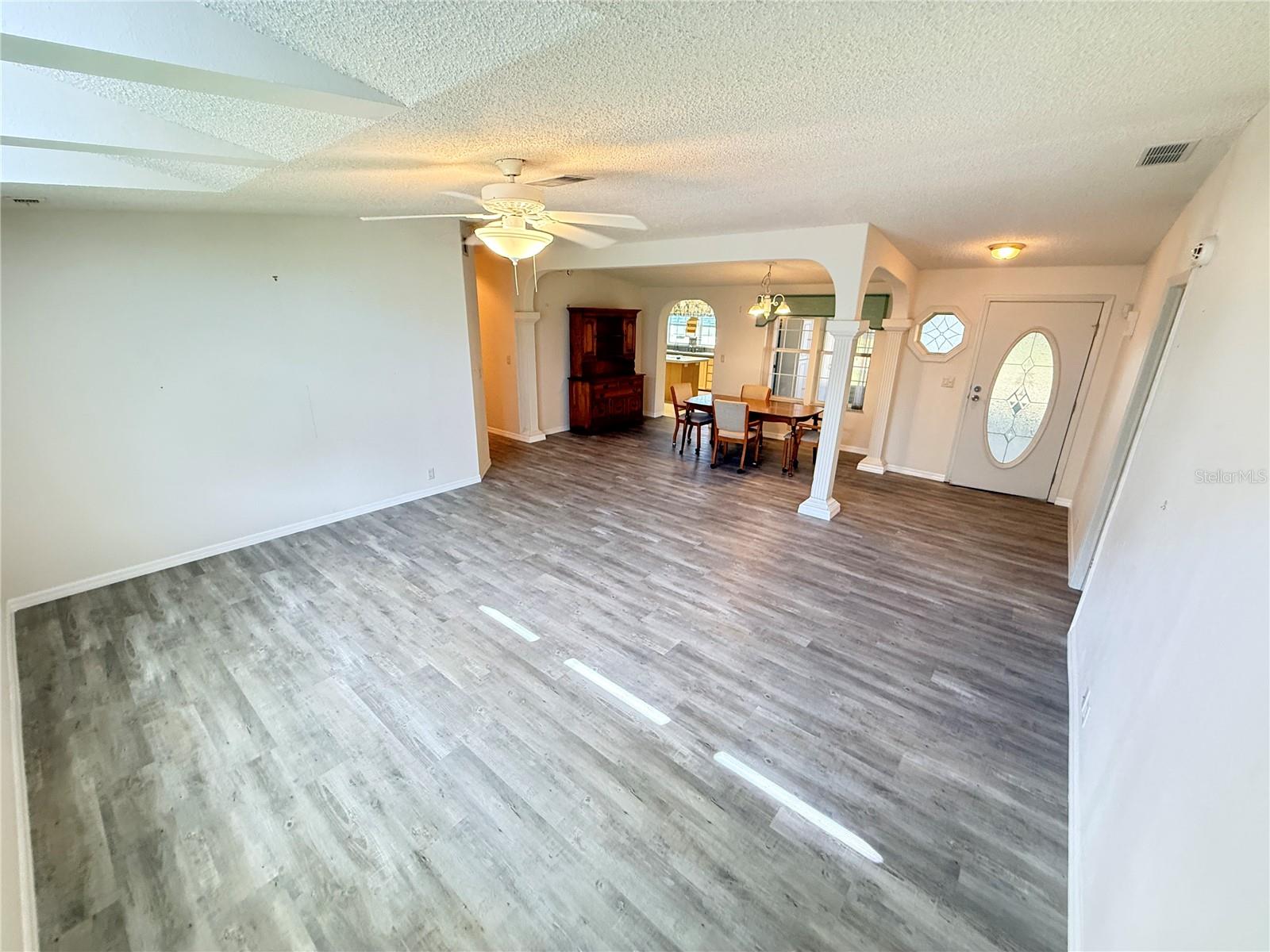 5274 ISLAND VIEW CIR N