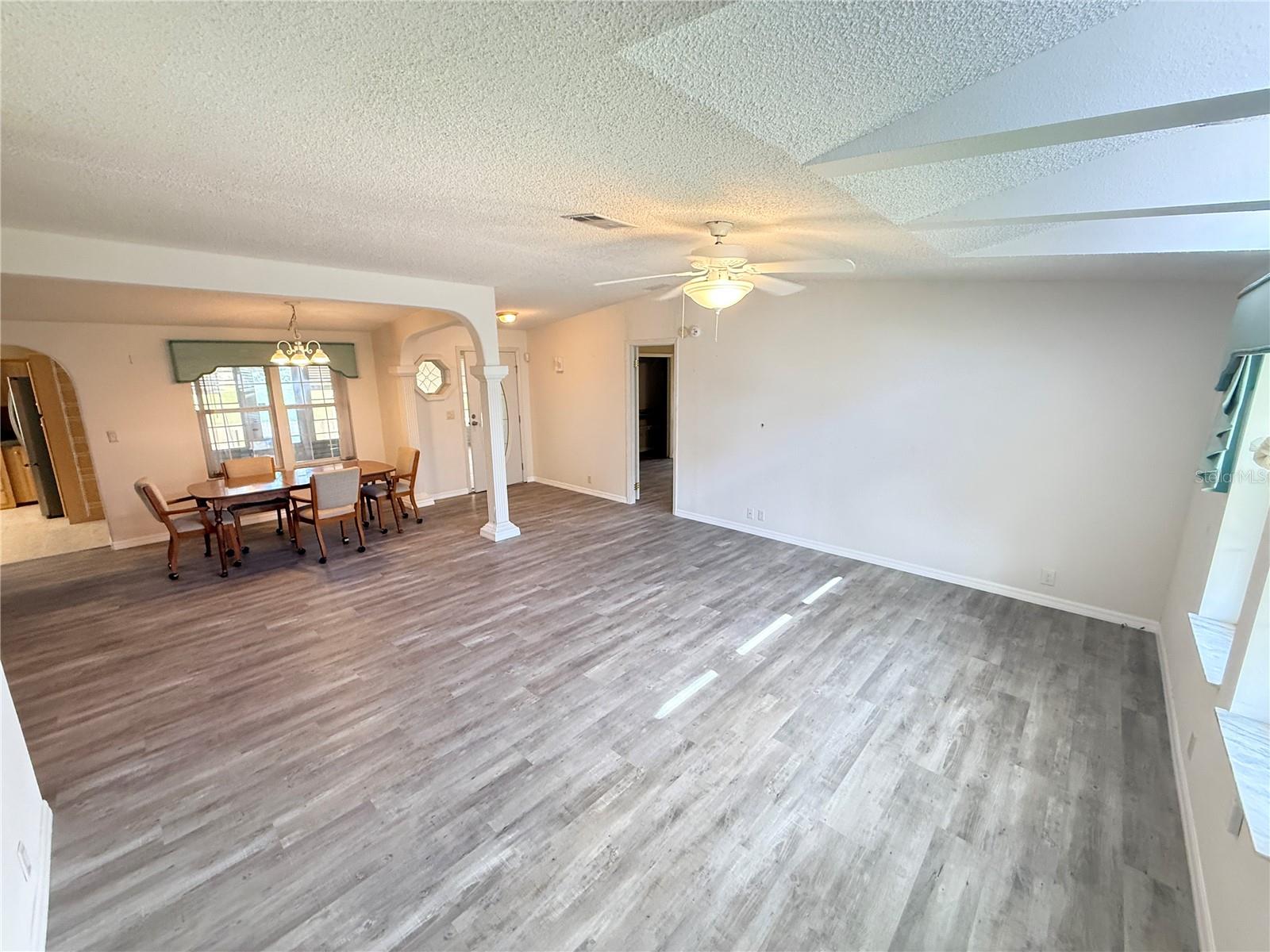 5274 ISLAND VIEW CIR N