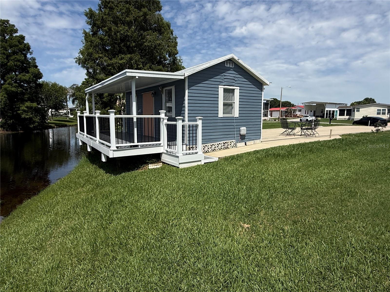 5147 ISLAND VIEW CIR S