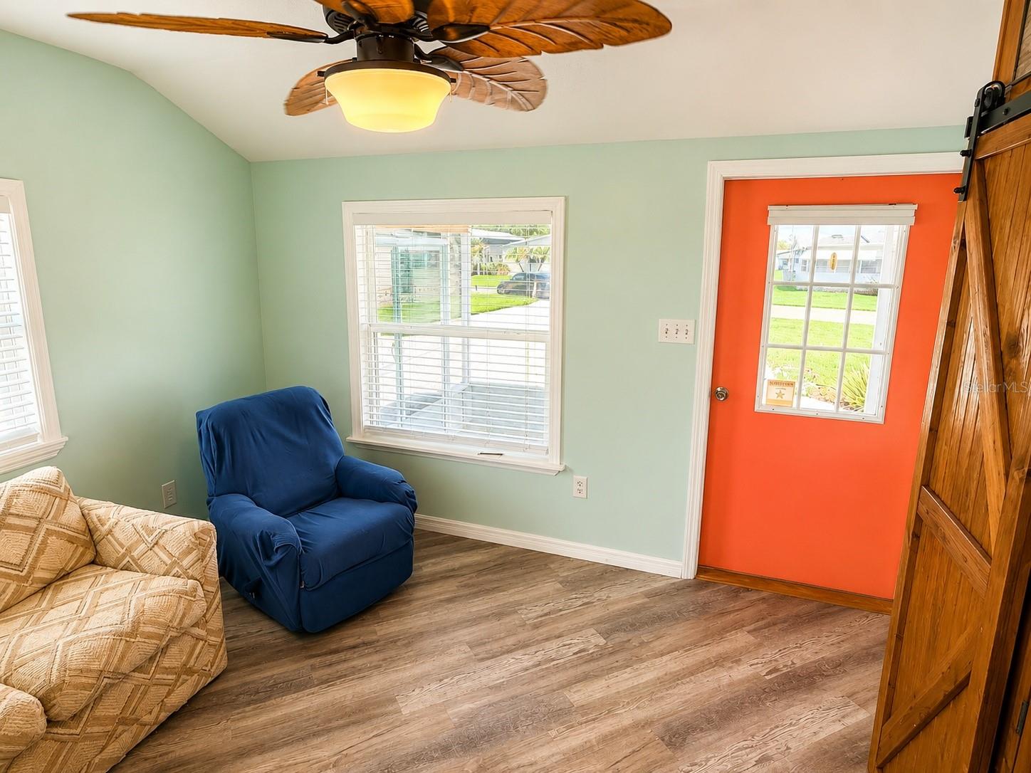 5245 ISLAND VIEW CIR N
