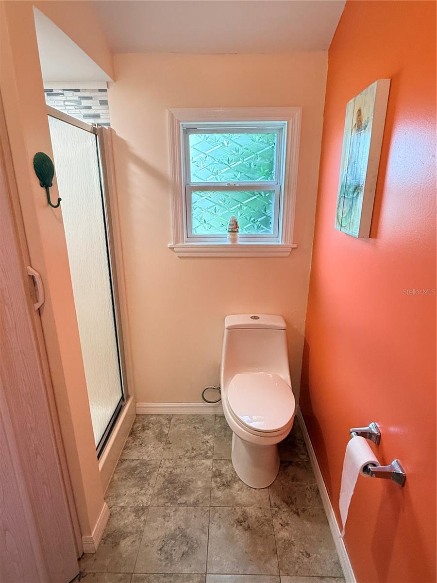 5245 ISLAND VIEW CIR N