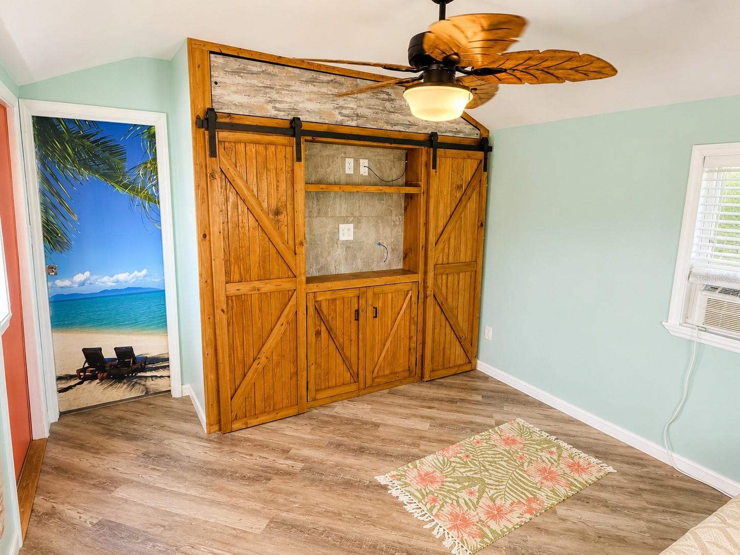 5245 ISLAND VIEW CIR N