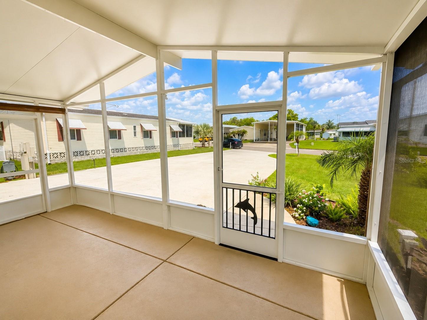 5245 ISLAND VIEW CIR N