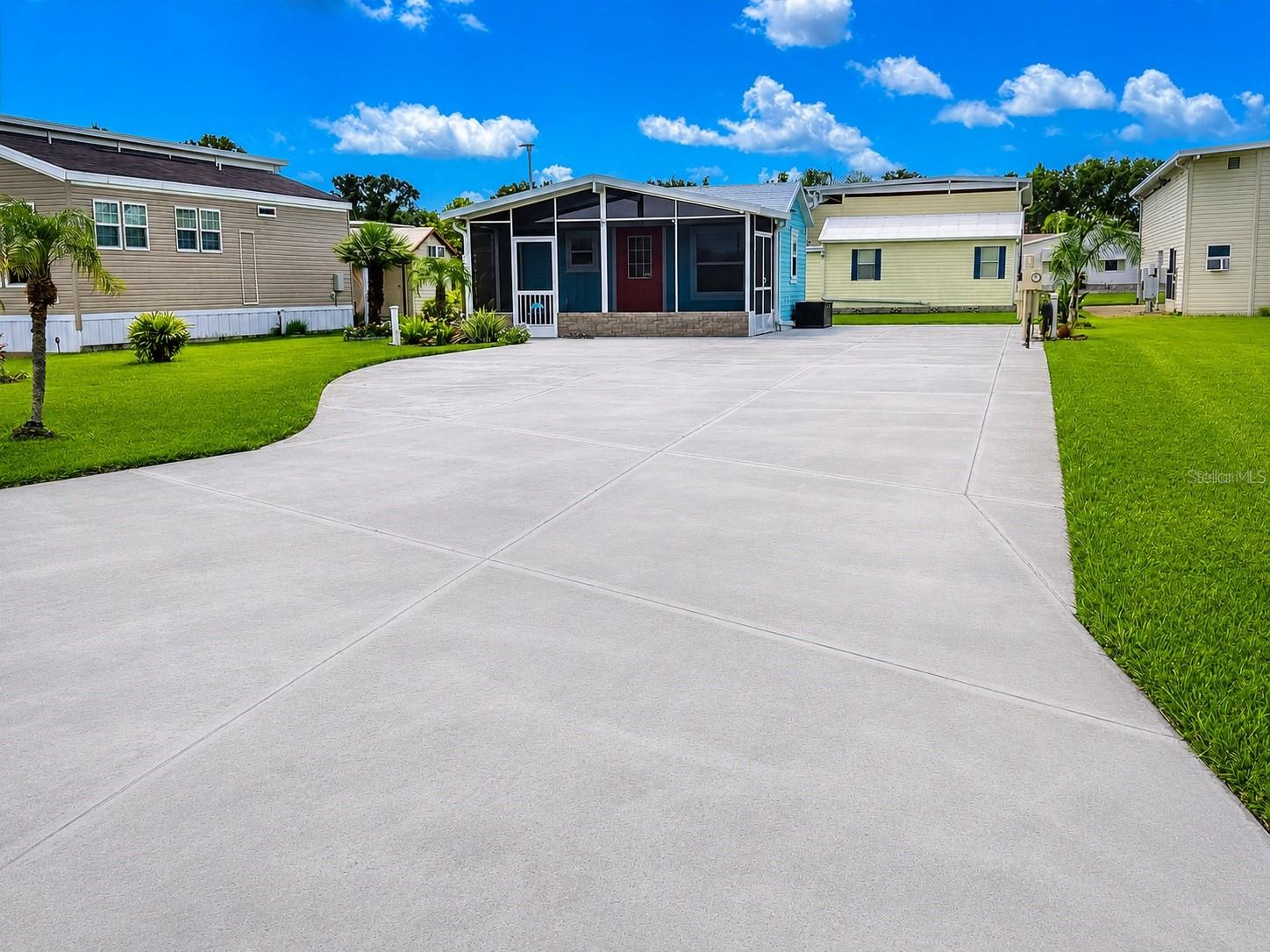 5245 ISLAND VIEW CIR N