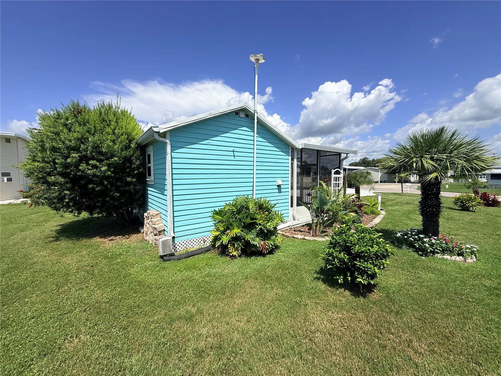 5245 ISLAND VIEW CIR N