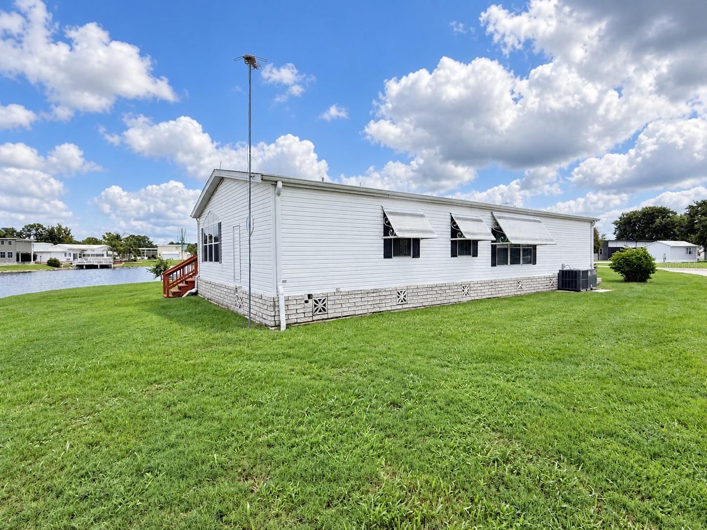 4986 MOUNT OLIVE SHORES DR