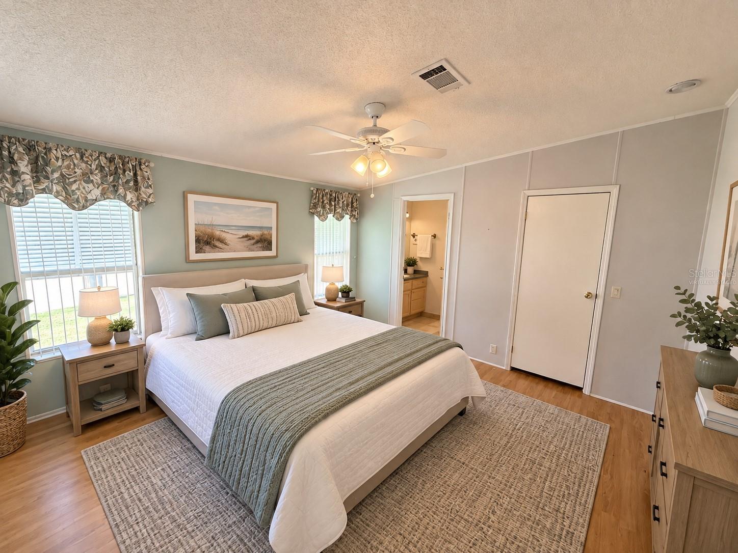 4986 MOUNT OLIVE SHORES DR