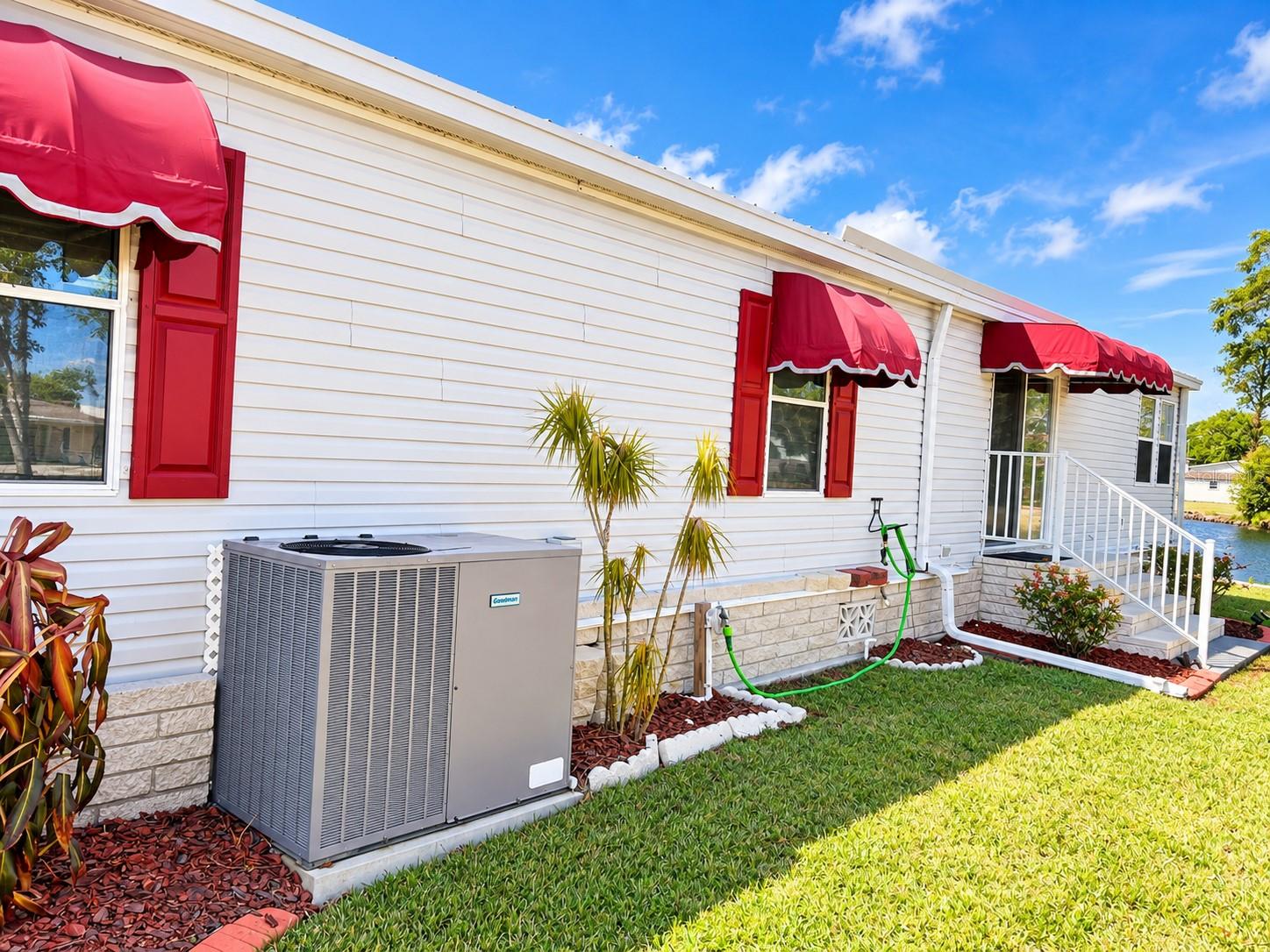 5214 ISLAND VIEW CIR N
