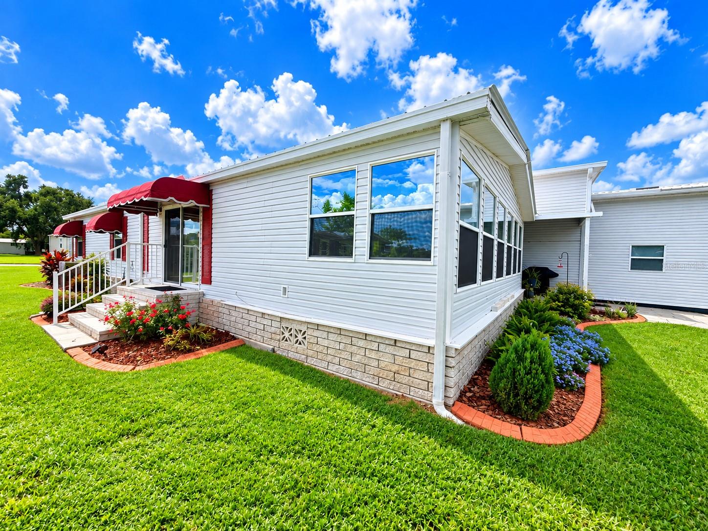5214 ISLAND VIEW CIR N