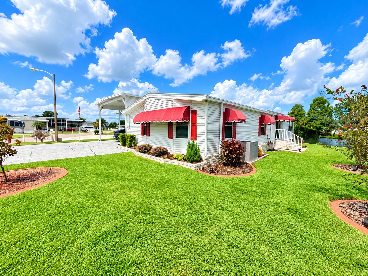 5214 ISLAND VIEW CIR N