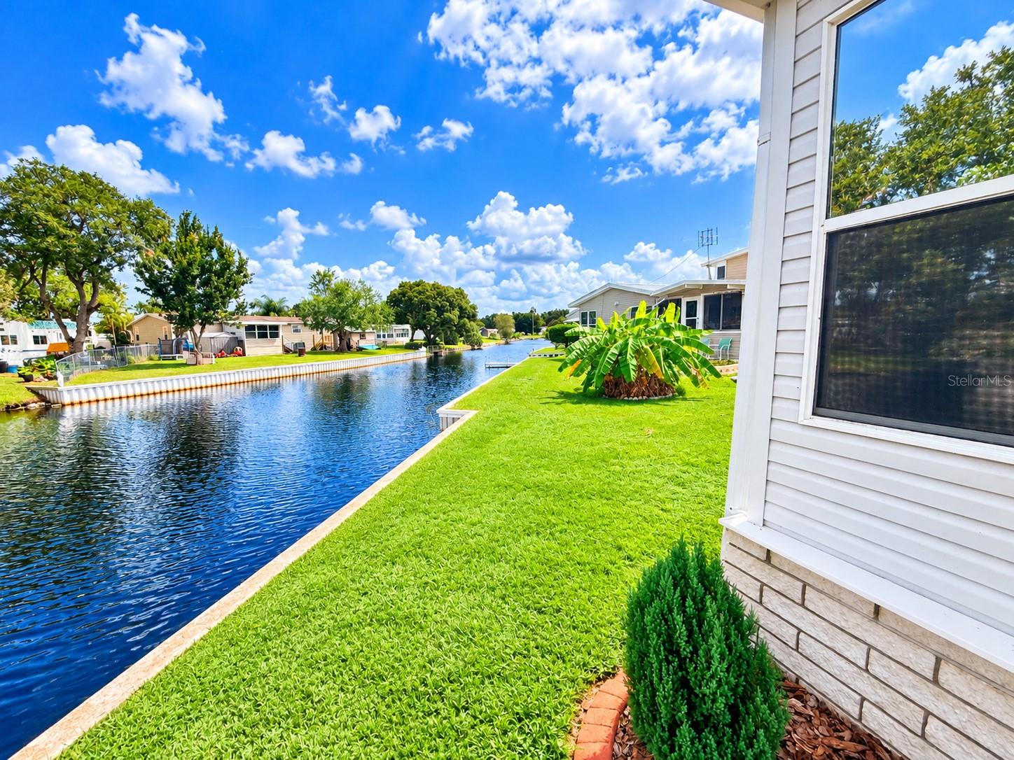 5214 ISLAND VIEW CIR N