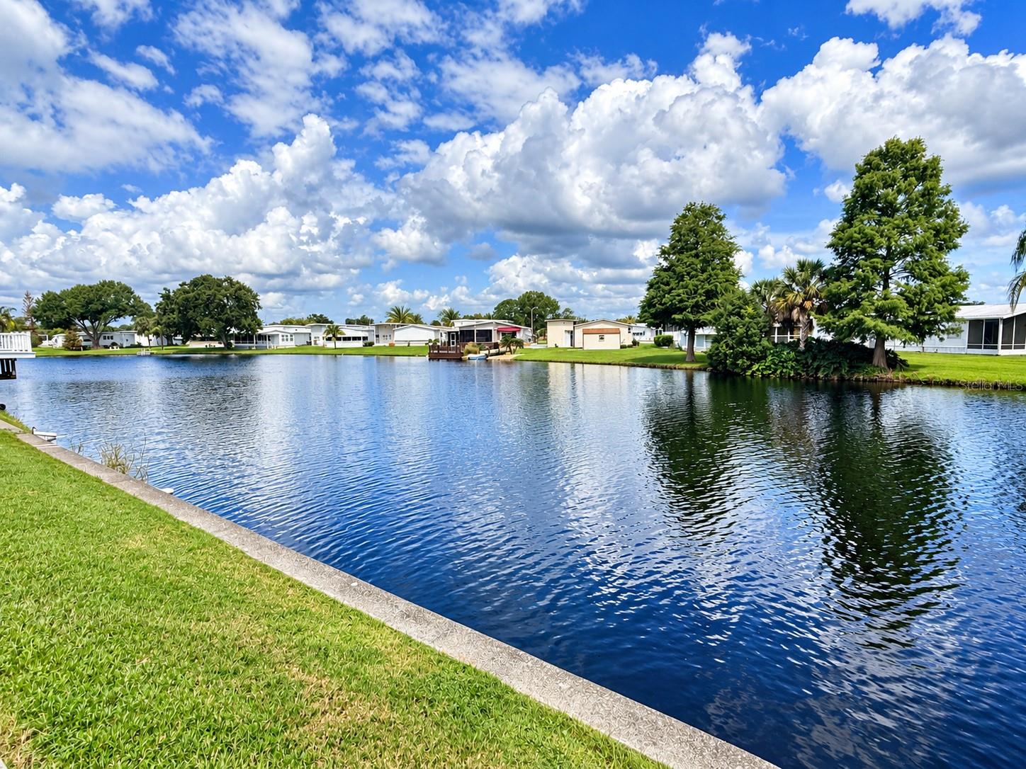 5214 ISLAND VIEW CIR N