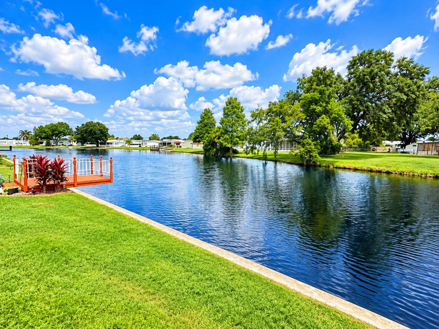 5214 ISLAND VIEW CIR N